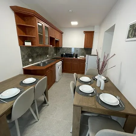 Laurich Lejlighed Debrecen